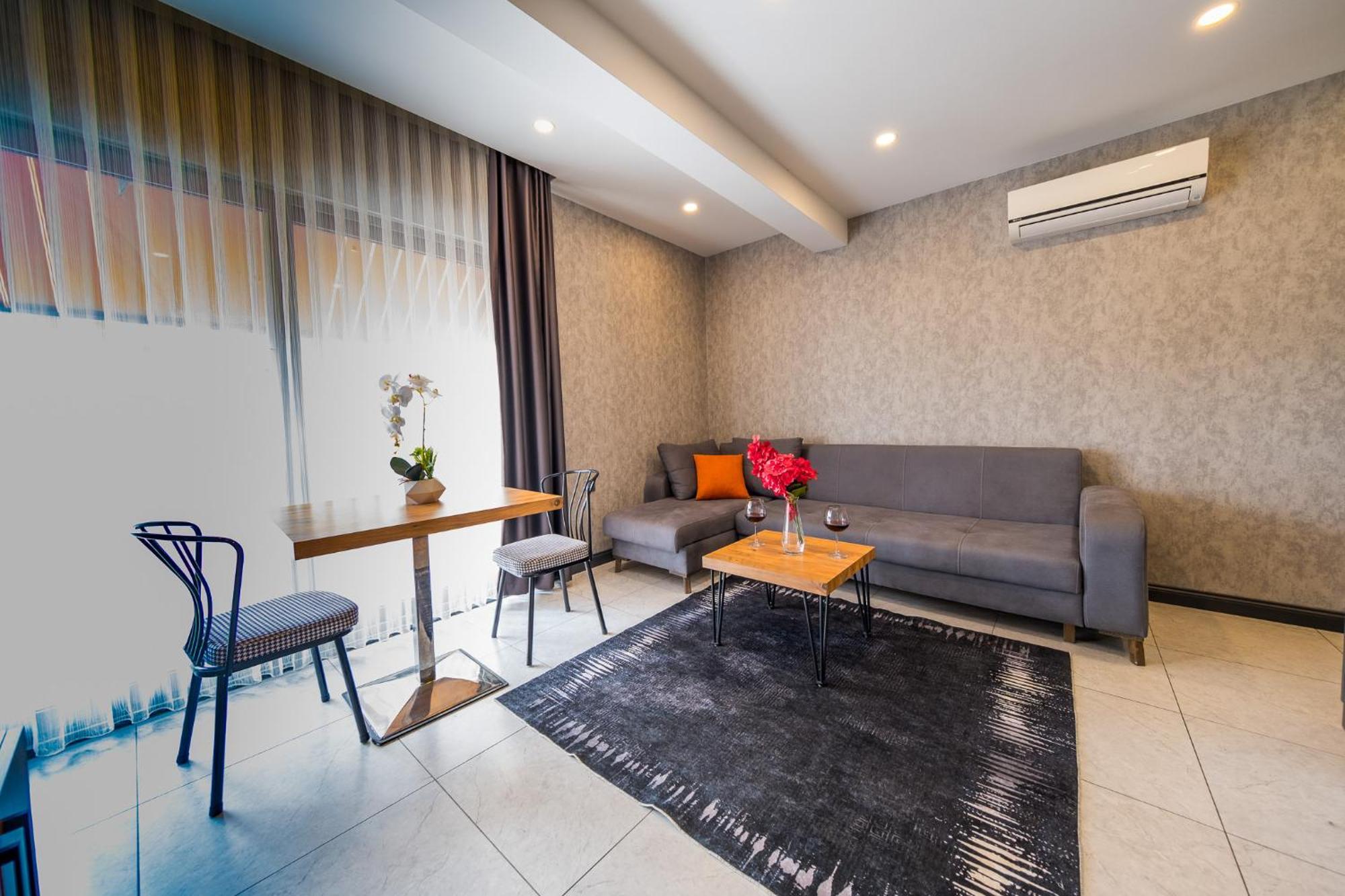 Mrt Suites Lara Antalya Exteriér fotografie