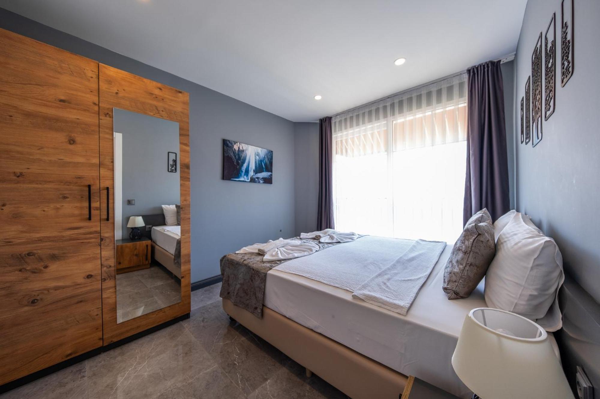 Mrt Suites Lara Antalya Exteriér fotografie